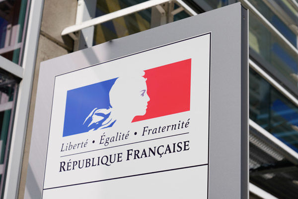 You are currently viewing Le Contrat d’Engagement Républicain que les associations doivent désormais signer